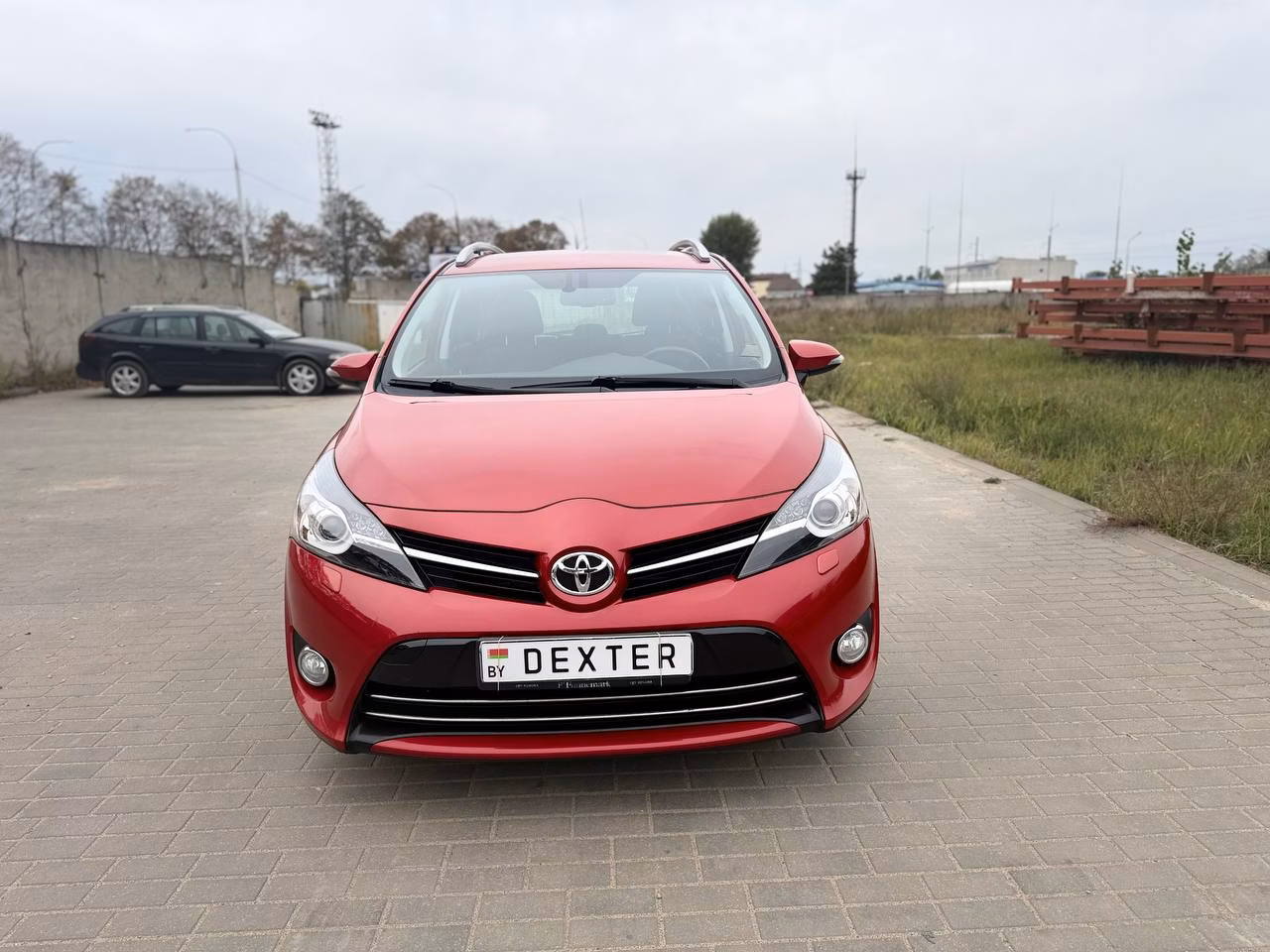 Toyota Verso фото 2