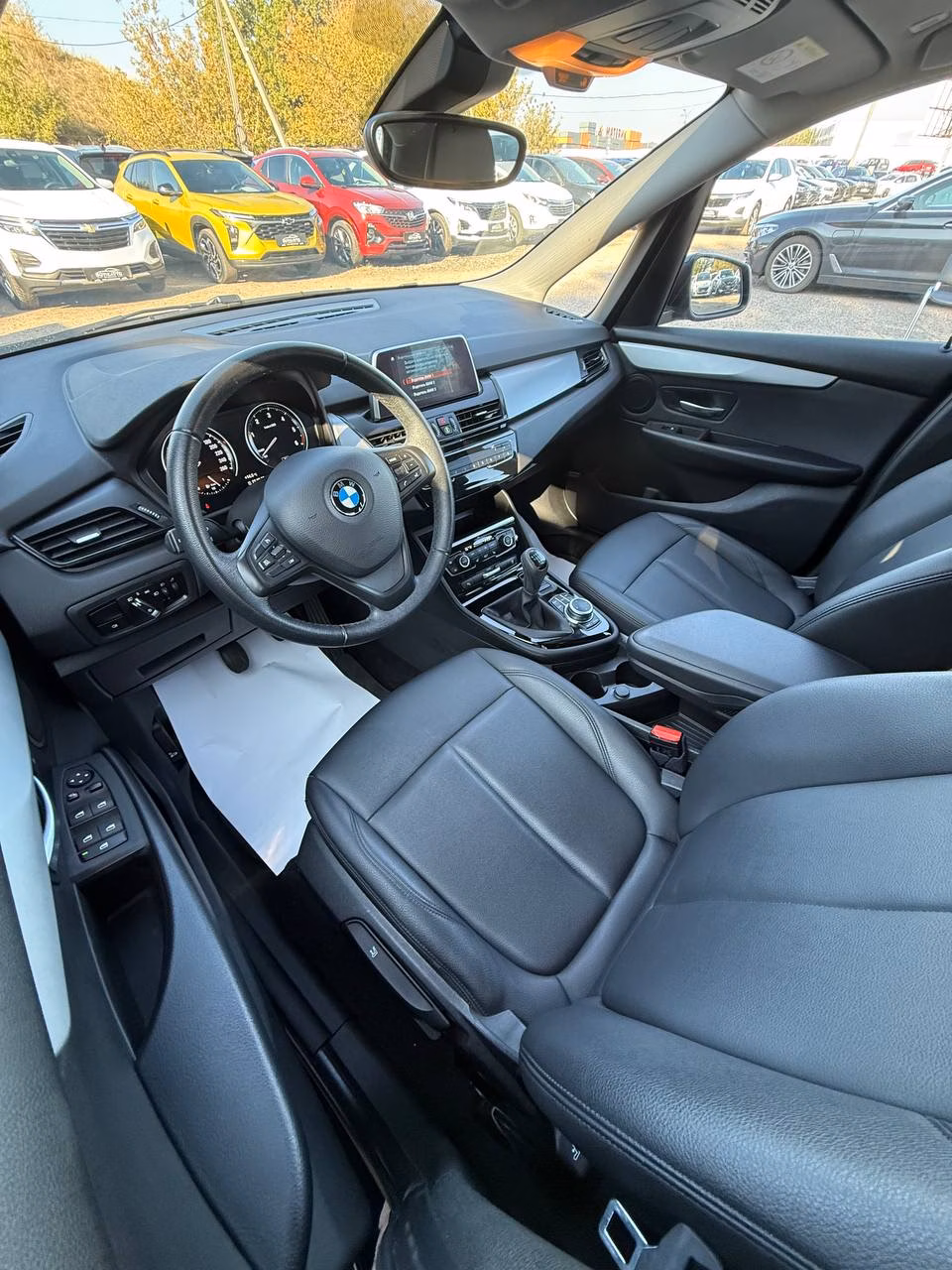 BMW 2 серия Active Tourer фото 9