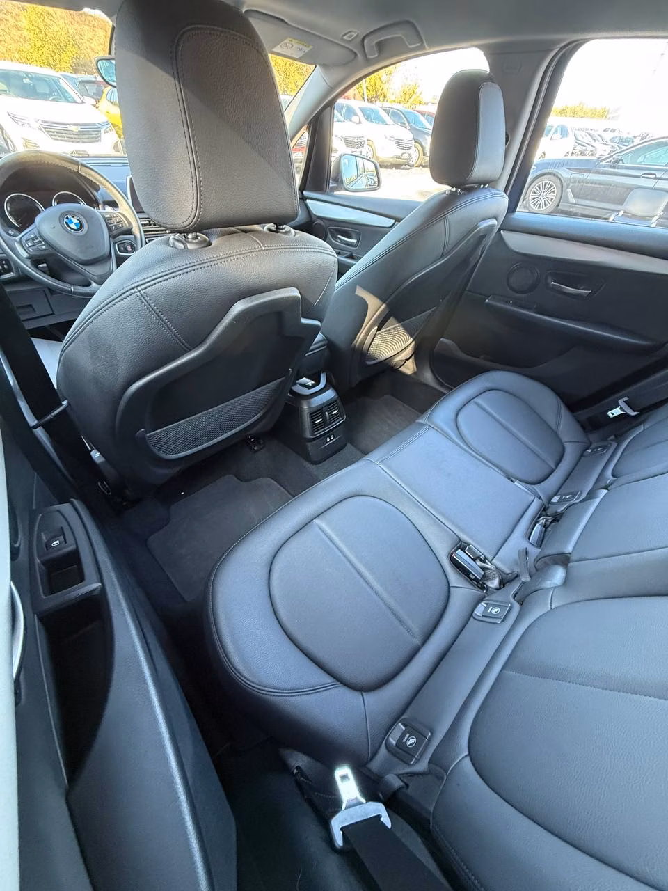 BMW 2 серия Active Tourer фото 10