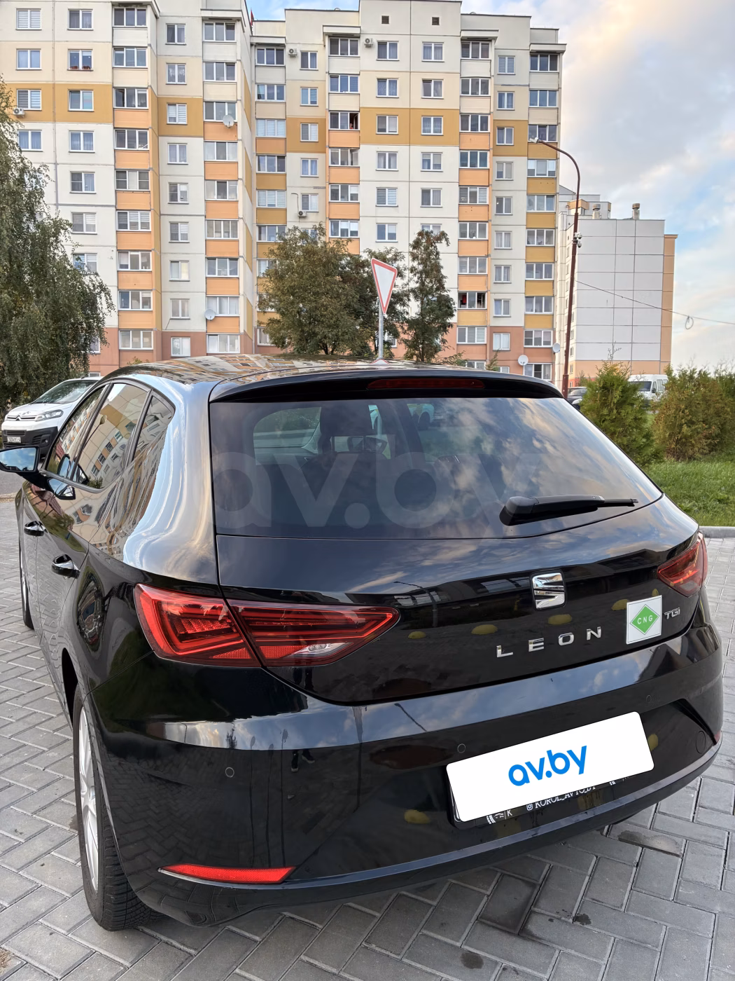 SEAT Leon фото 8