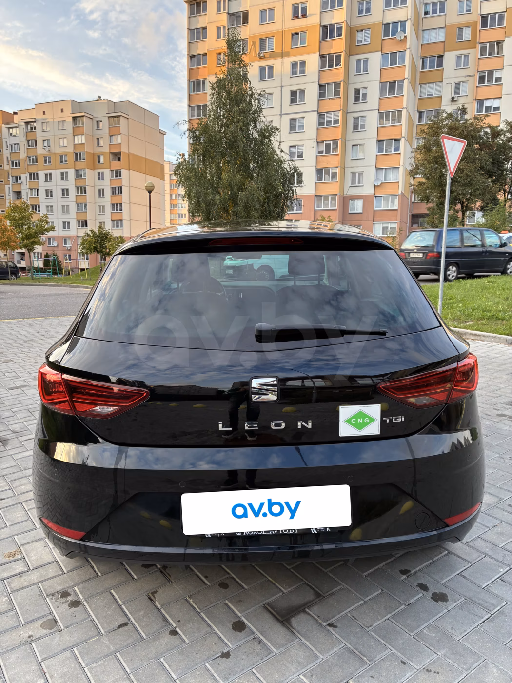 SEAT Leon фото 9