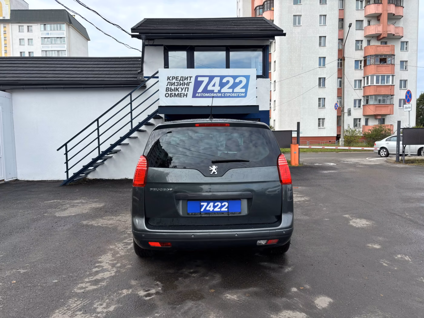 Peugeot 5008 фото 6