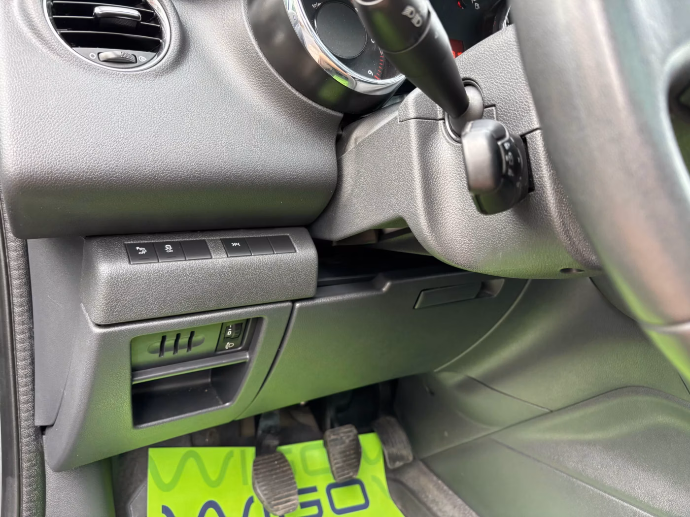 Peugeot 5008 фото 14