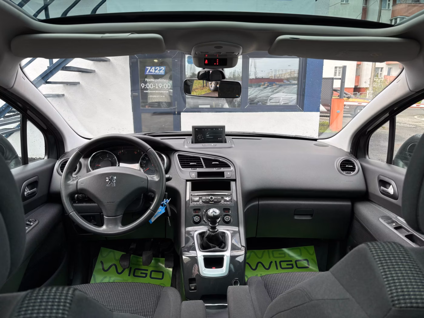 Peugeot 5008 фото 17