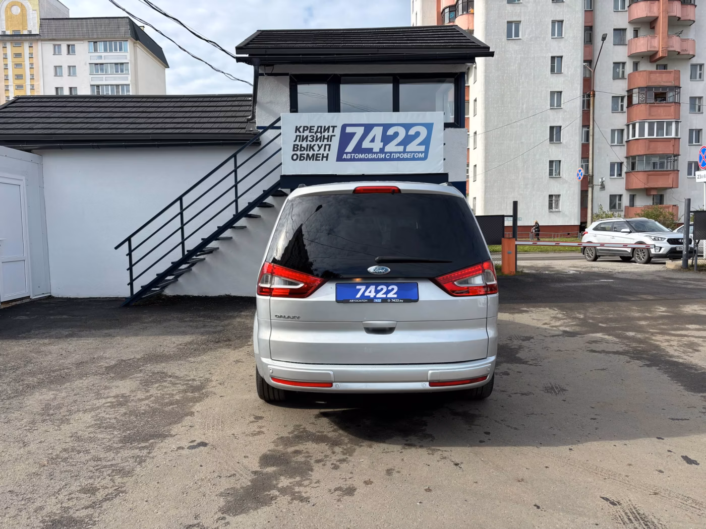 Ford Galaxy фото 6