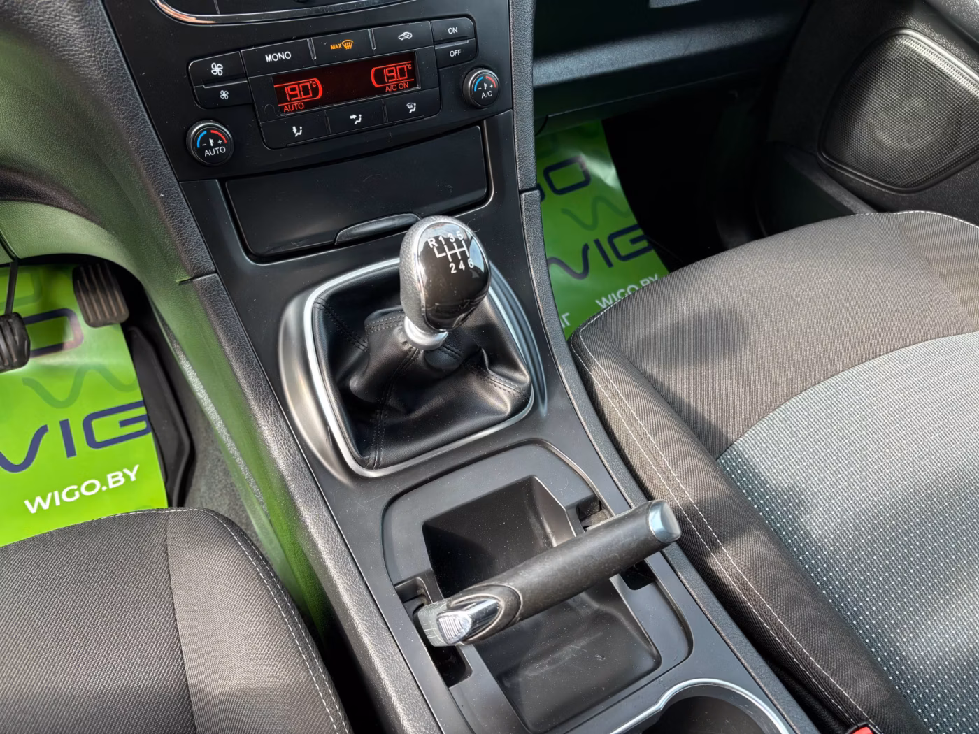 Ford Galaxy фото 13