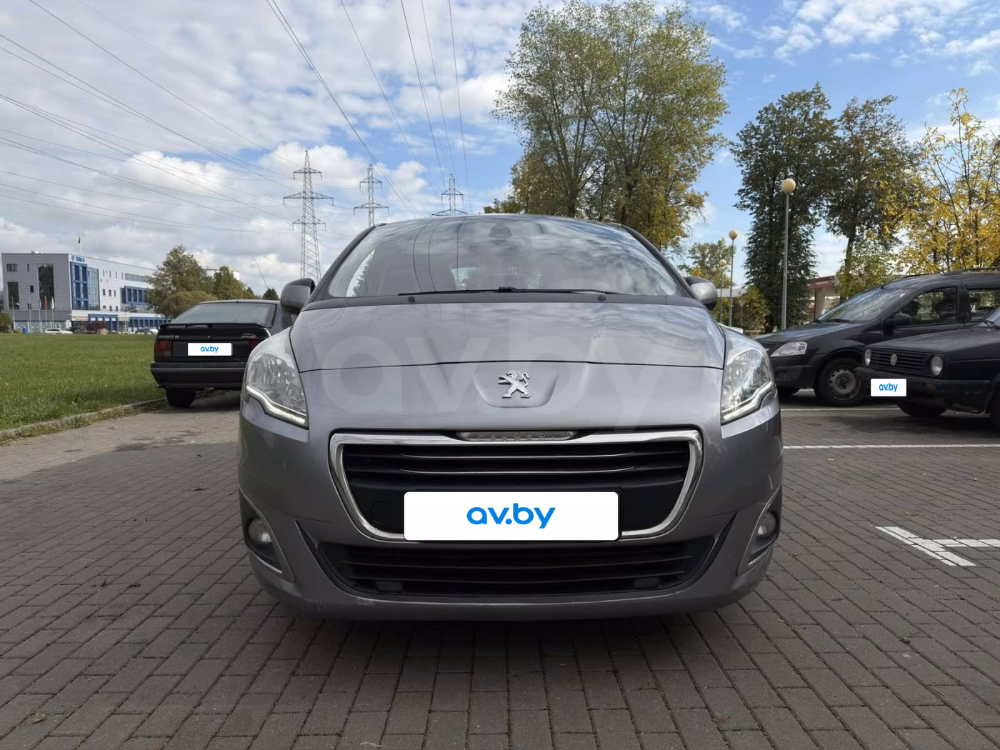 Peugeot 5008 фото 5