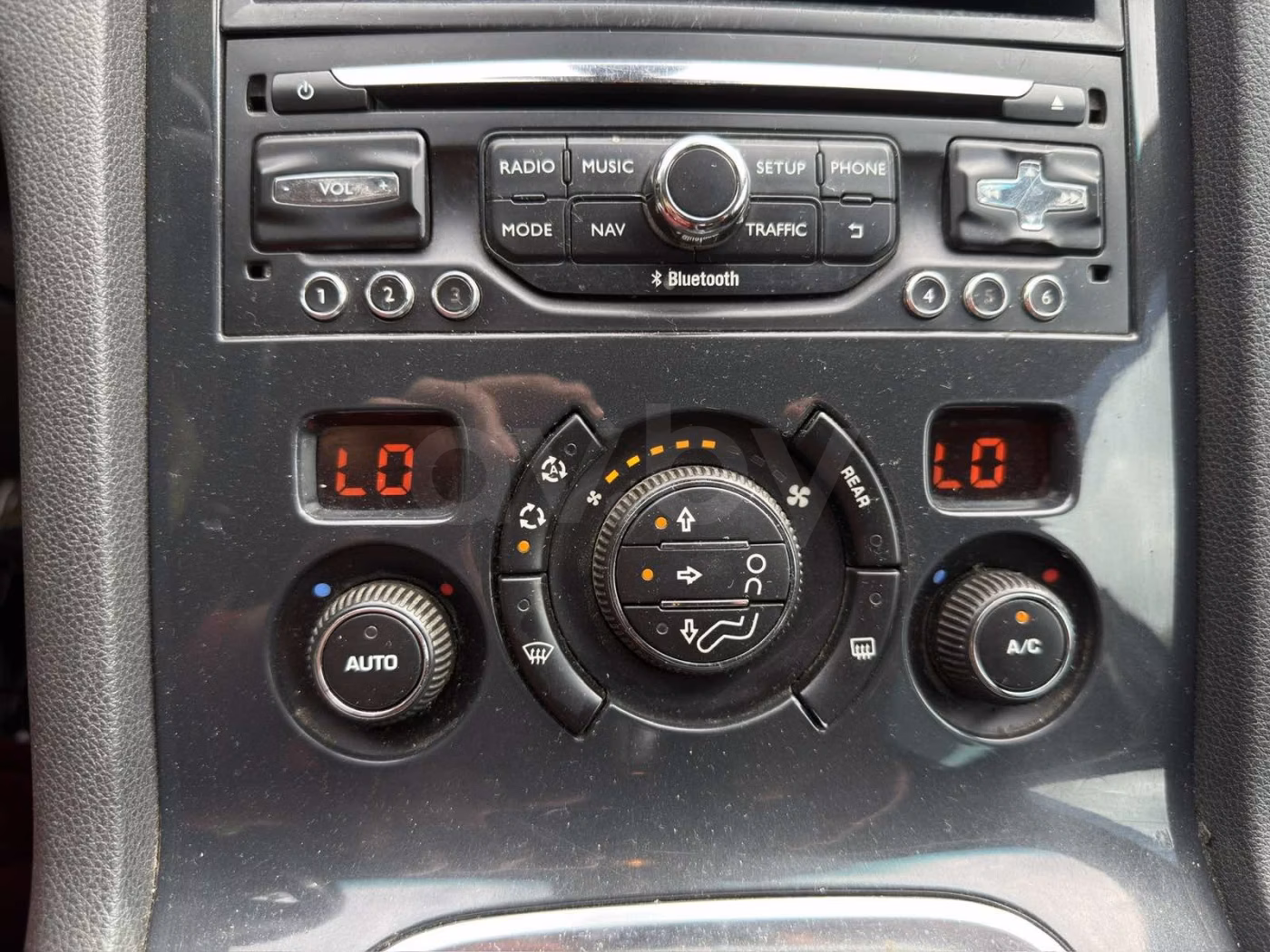 Peugeot 5008 фото 9