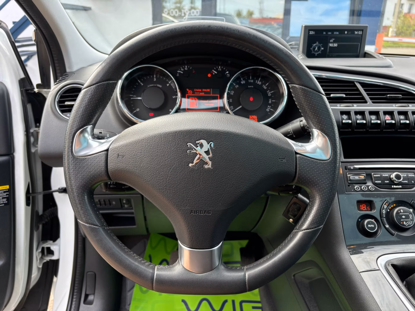 Peugeot 3008 фото 10