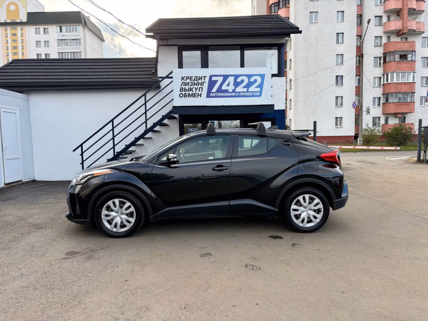 Toyota C-HR фото 8