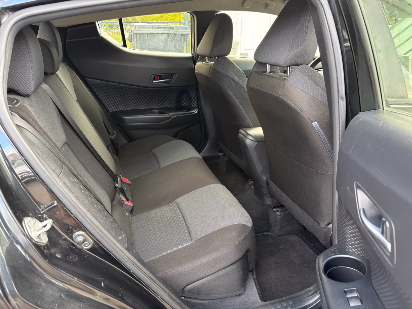 Toyota C-HR фото 18