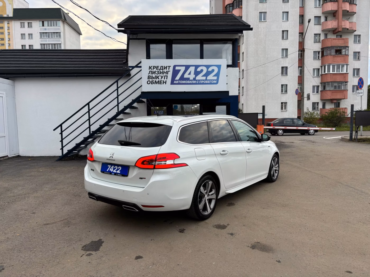 Peugeot 308 фото 5