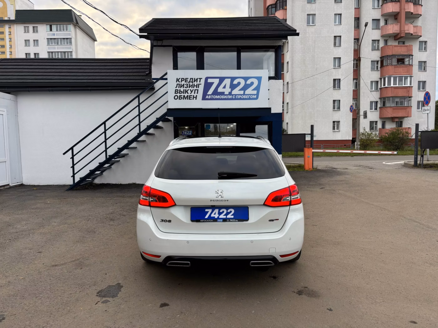 Peugeot 308 фото 6