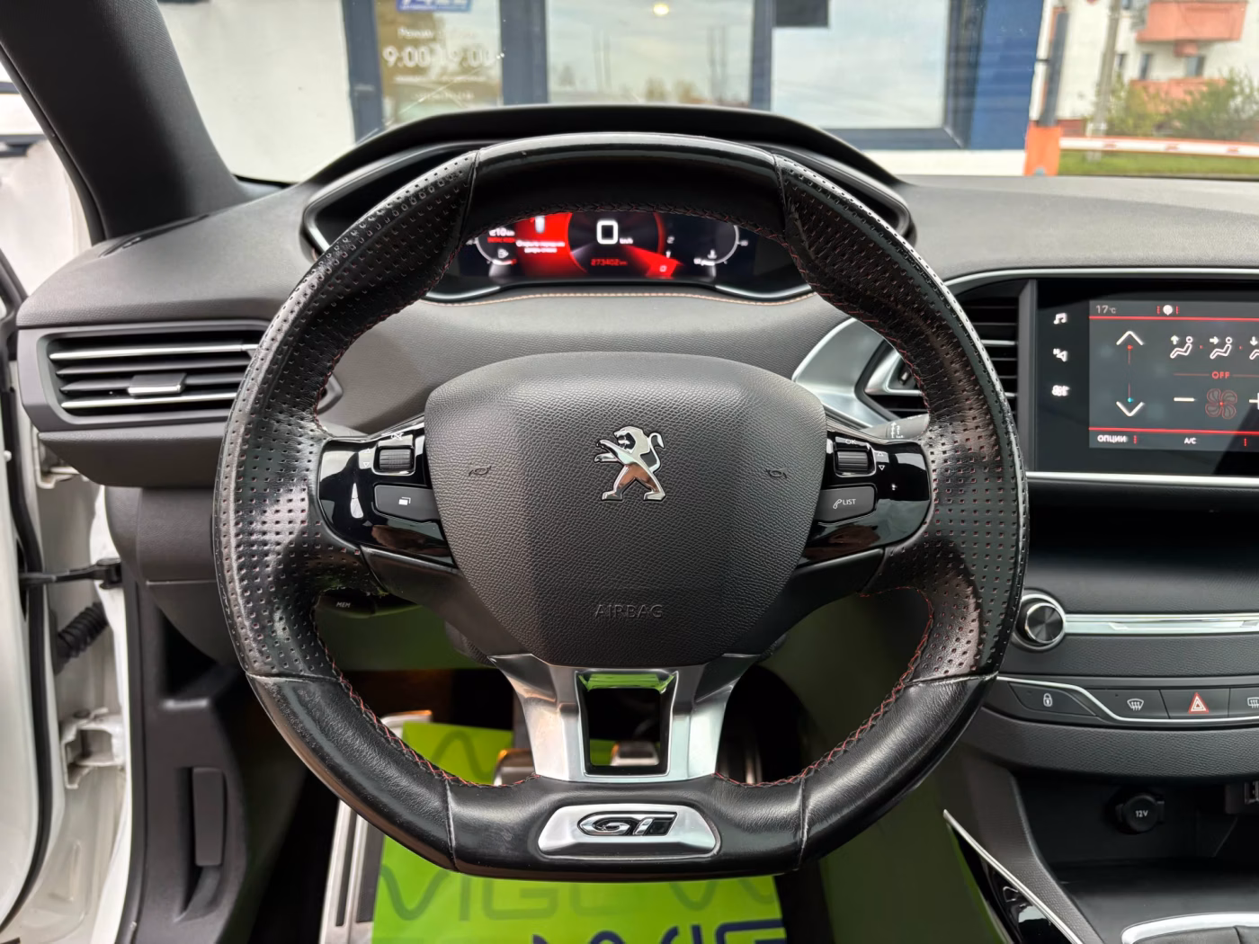 Peugeot 308 фото 10