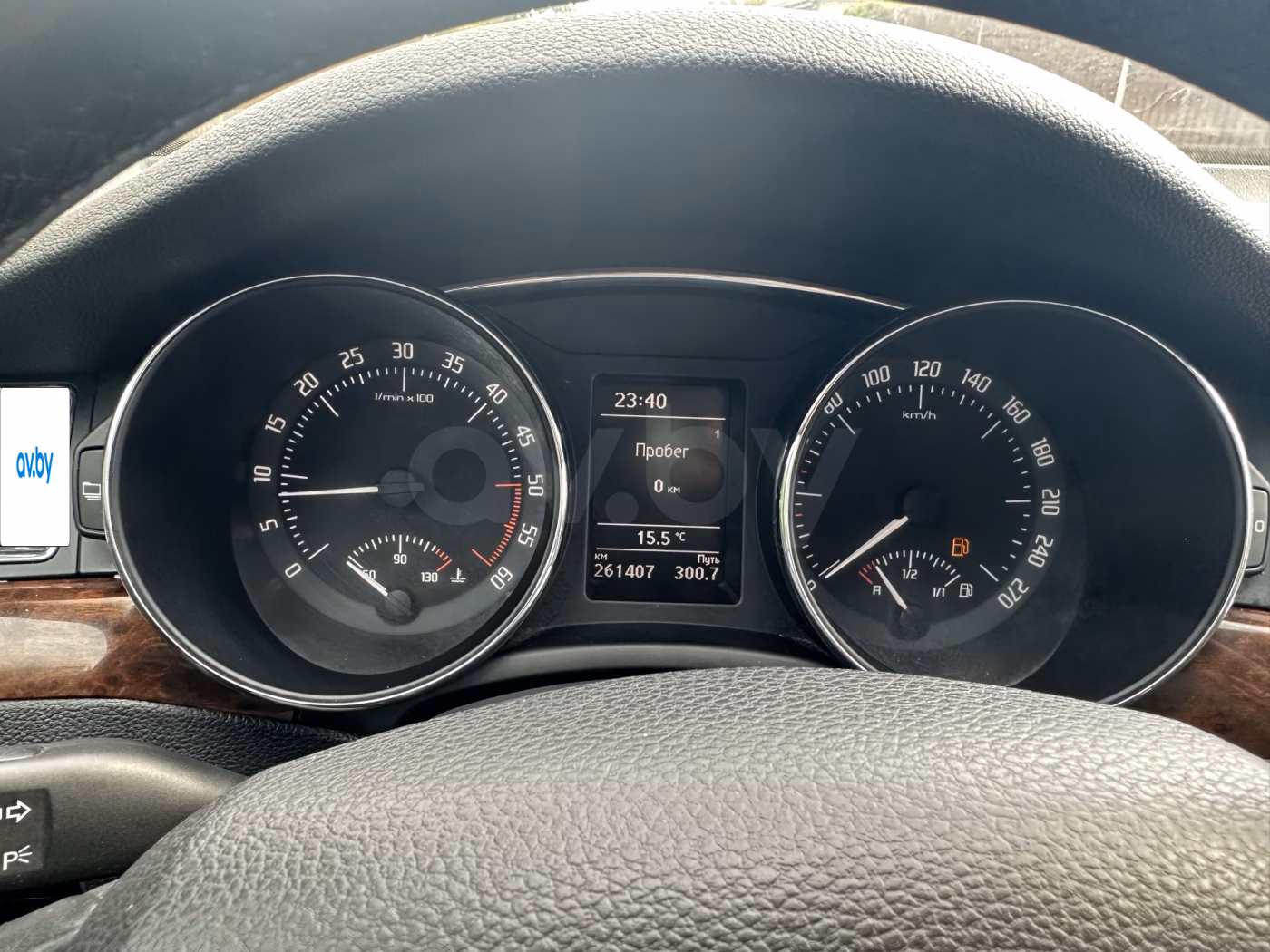 Skoda Superb фото 10