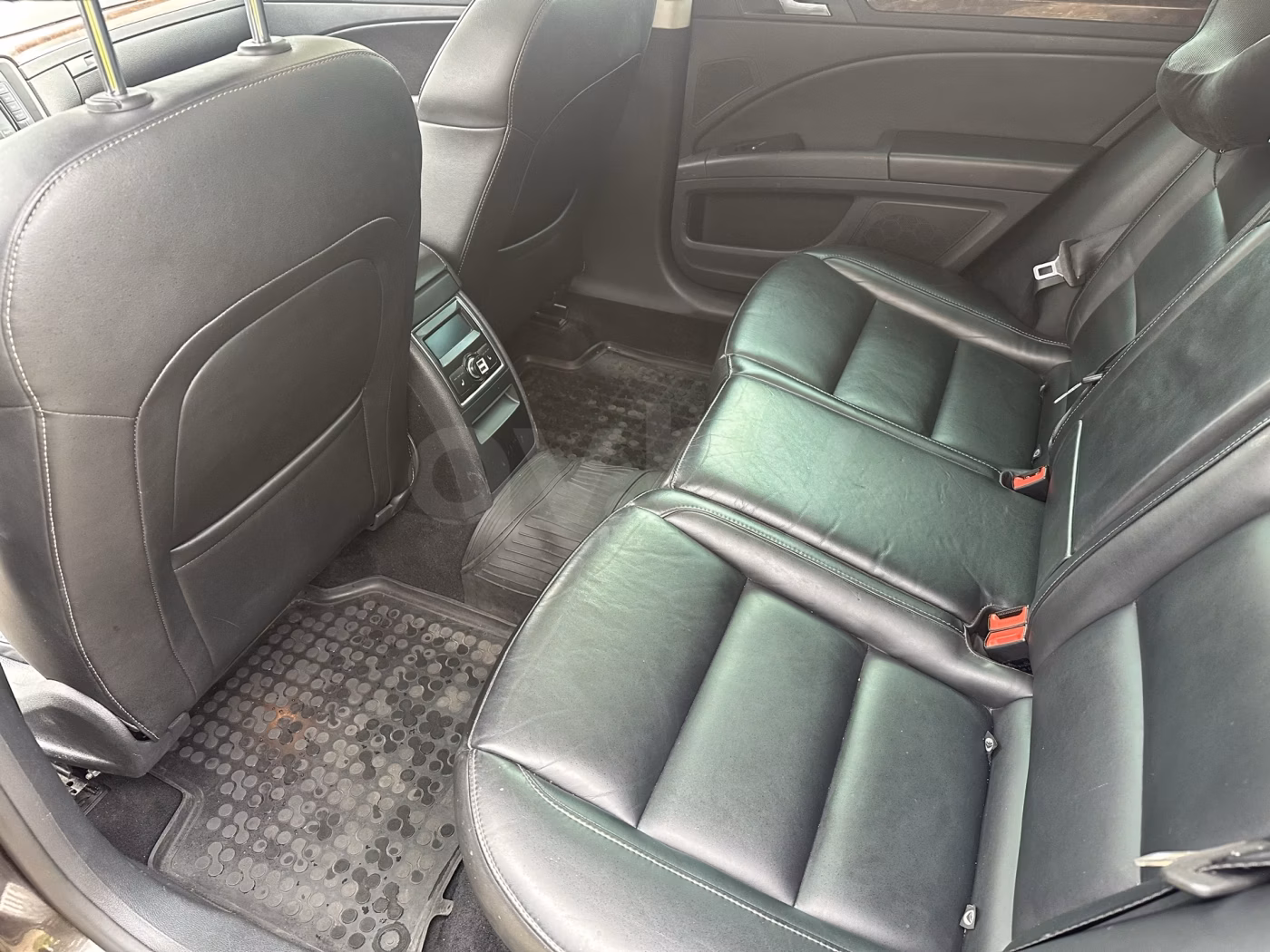 Skoda Superb фото 14