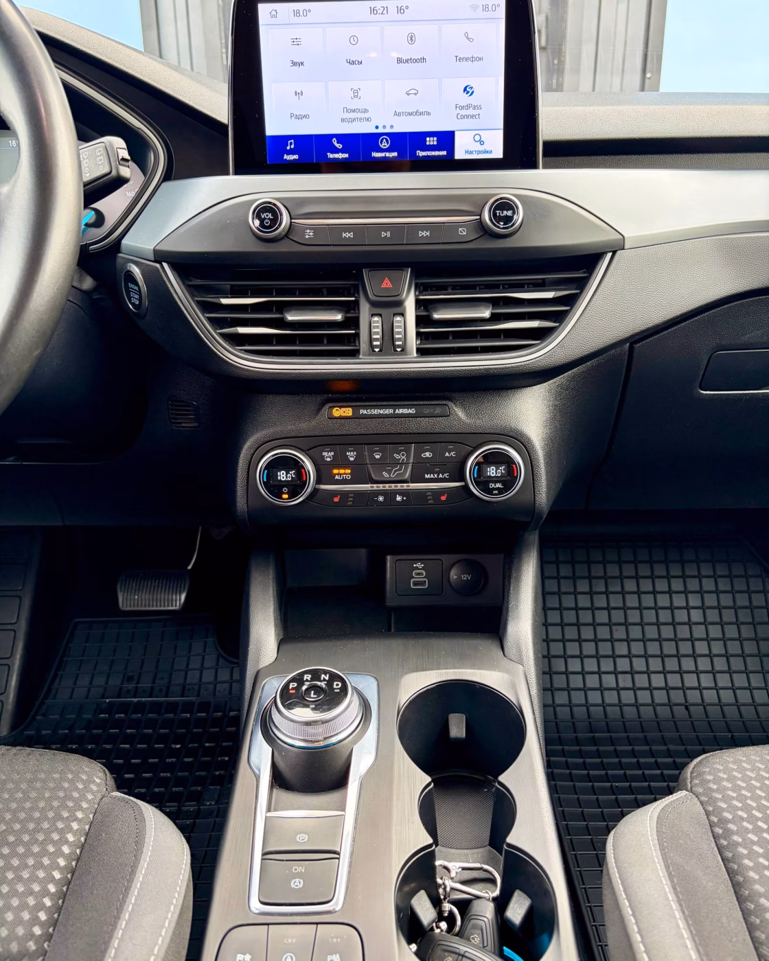 Ford Focus фото 13