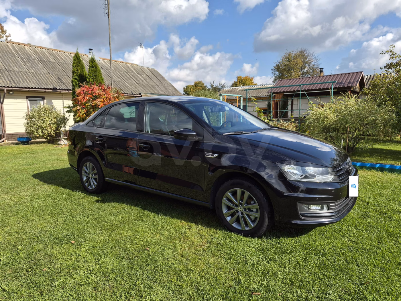 Volkswagen Polo Sedan фото 4
