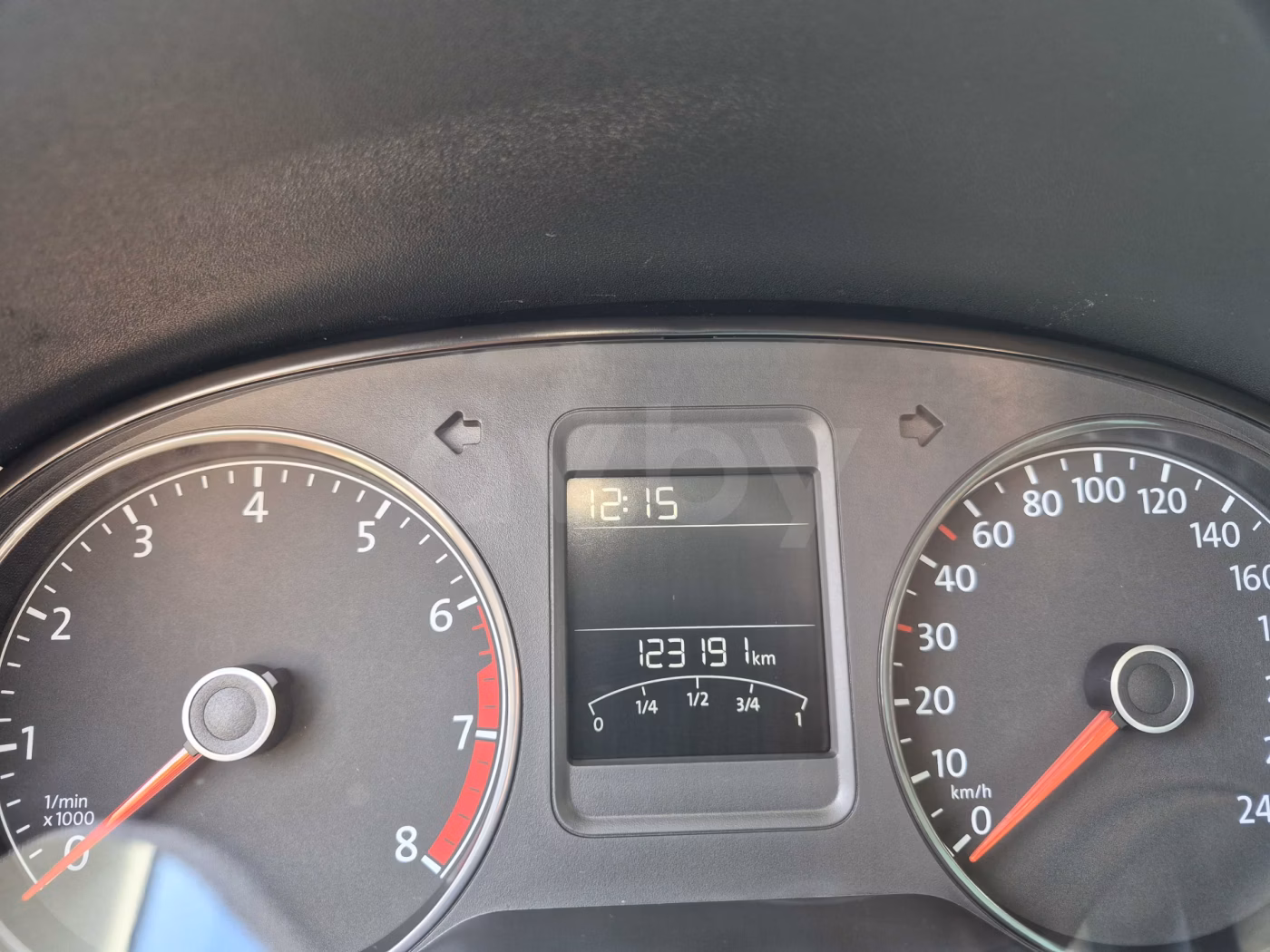 Volkswagen Polo Sedan фото 10