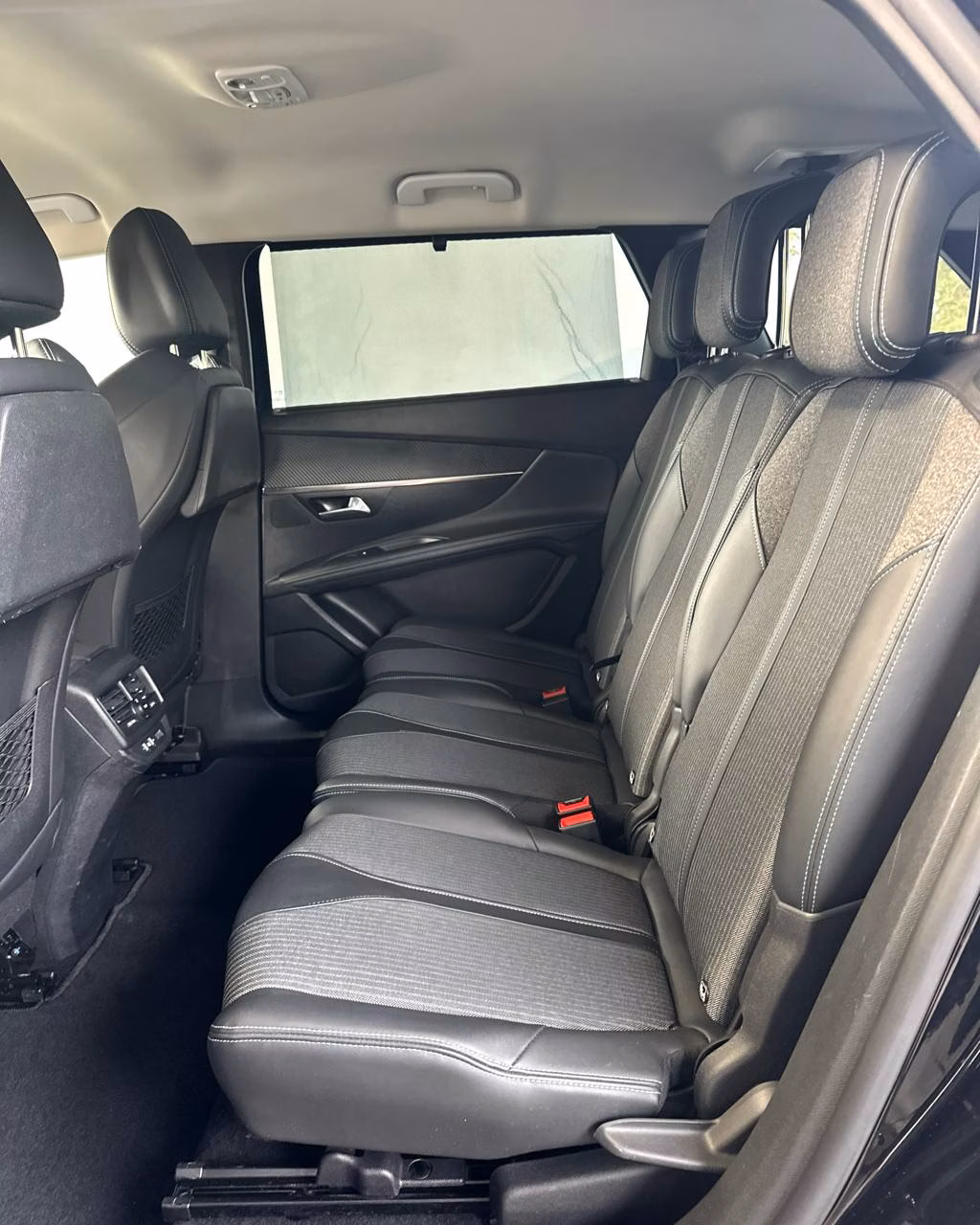 Peugeot 5008 фото 17