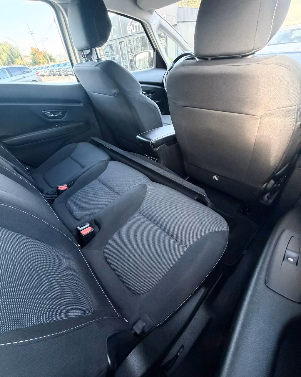 Renault Scenic фото 13