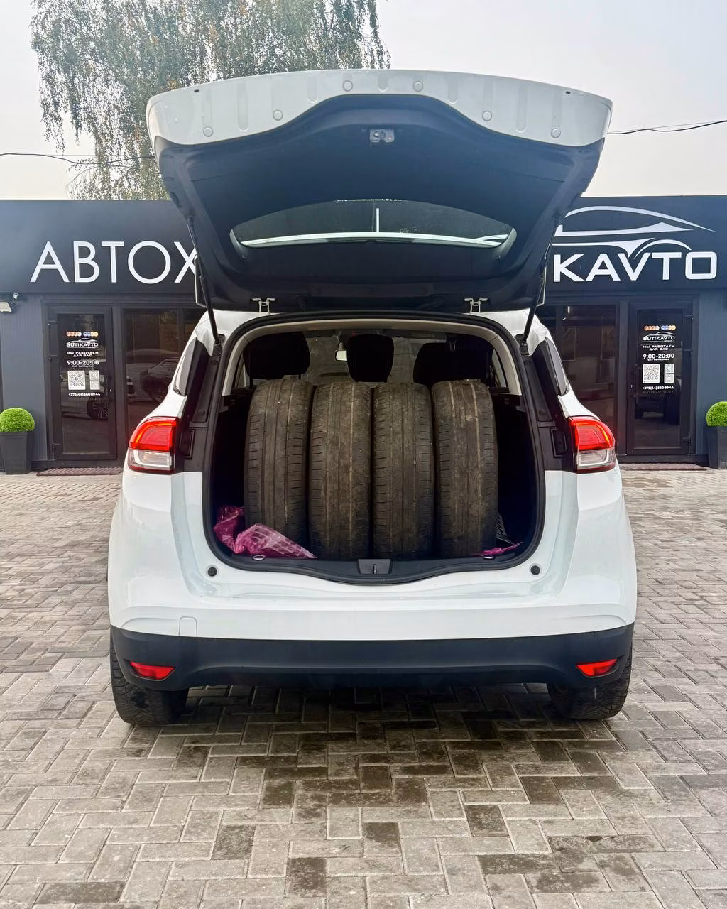 Renault Scenic фото 14
