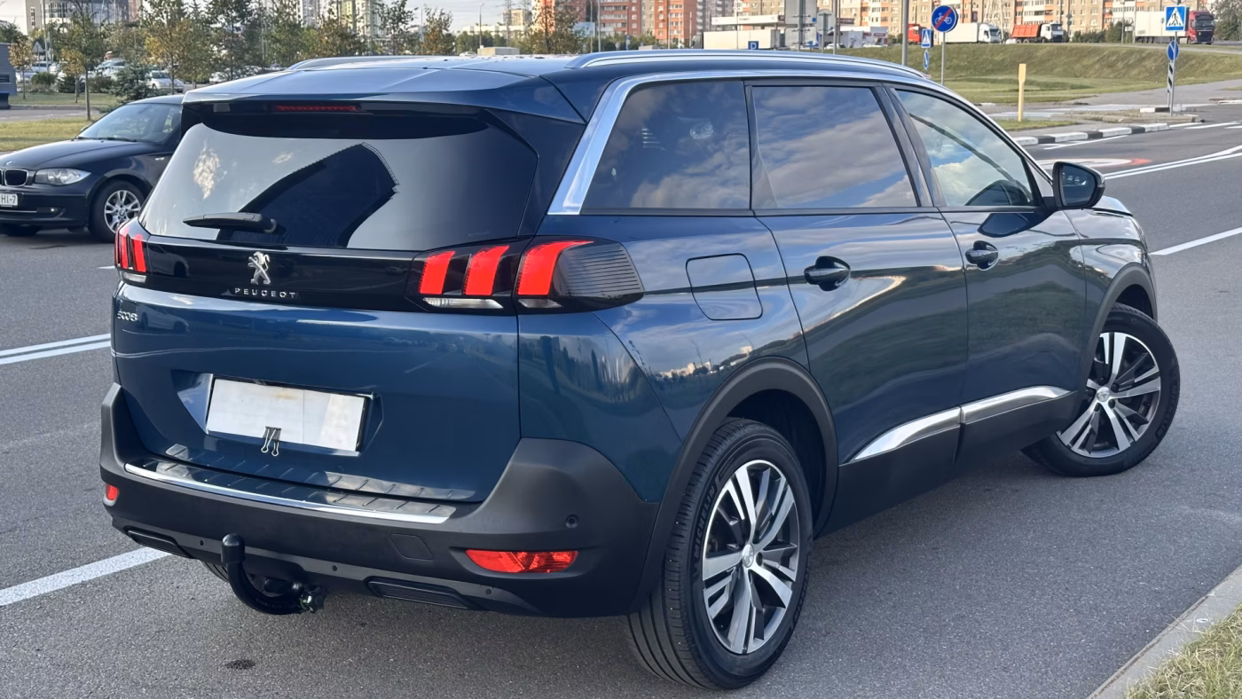 Peugeot 5008 фото 16