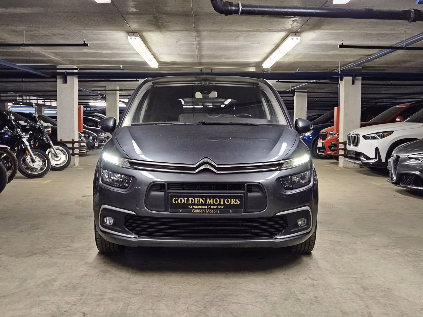 Citroen C4 Picasso фото 2