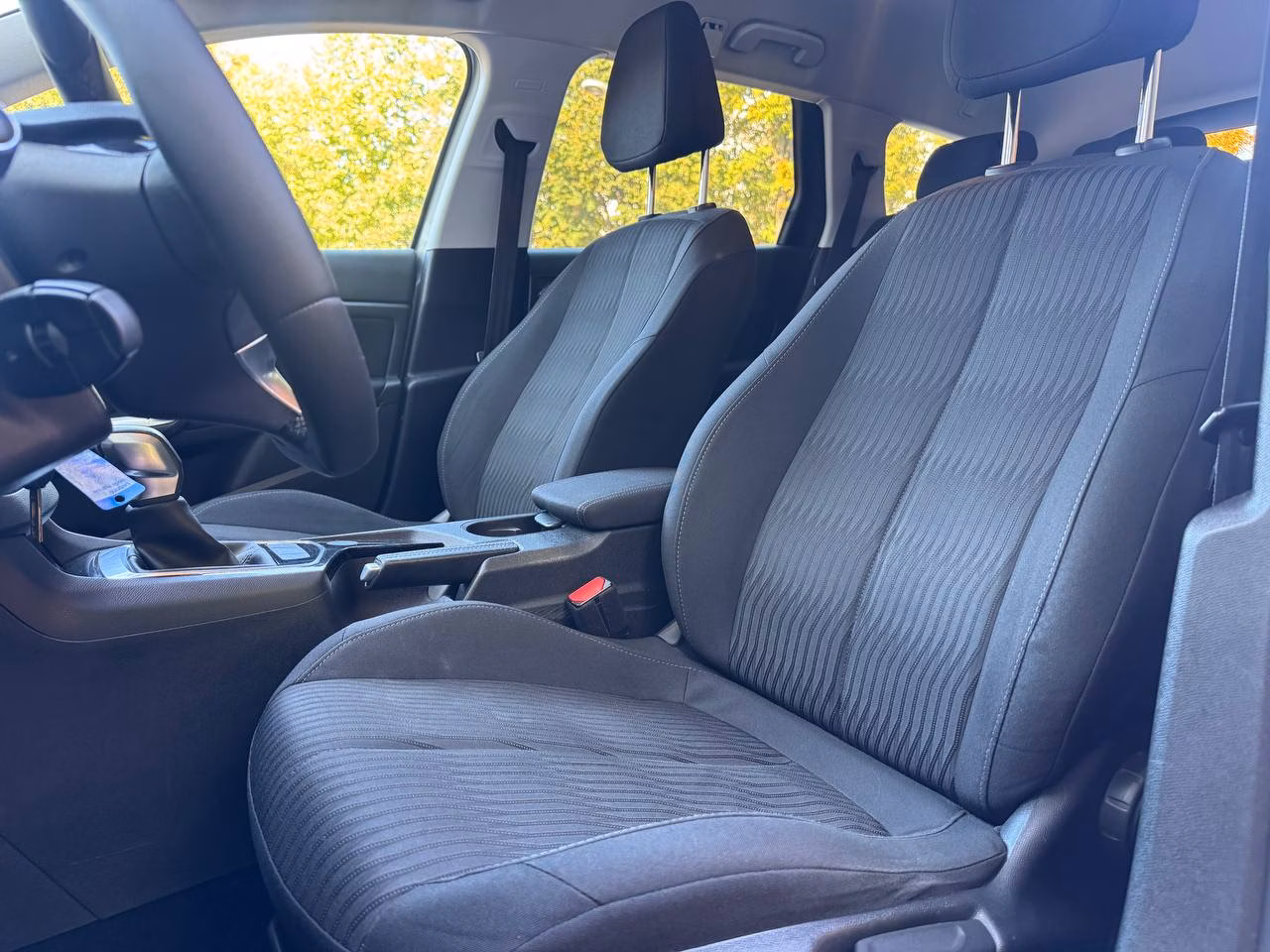 Peugeot 308 фото 8