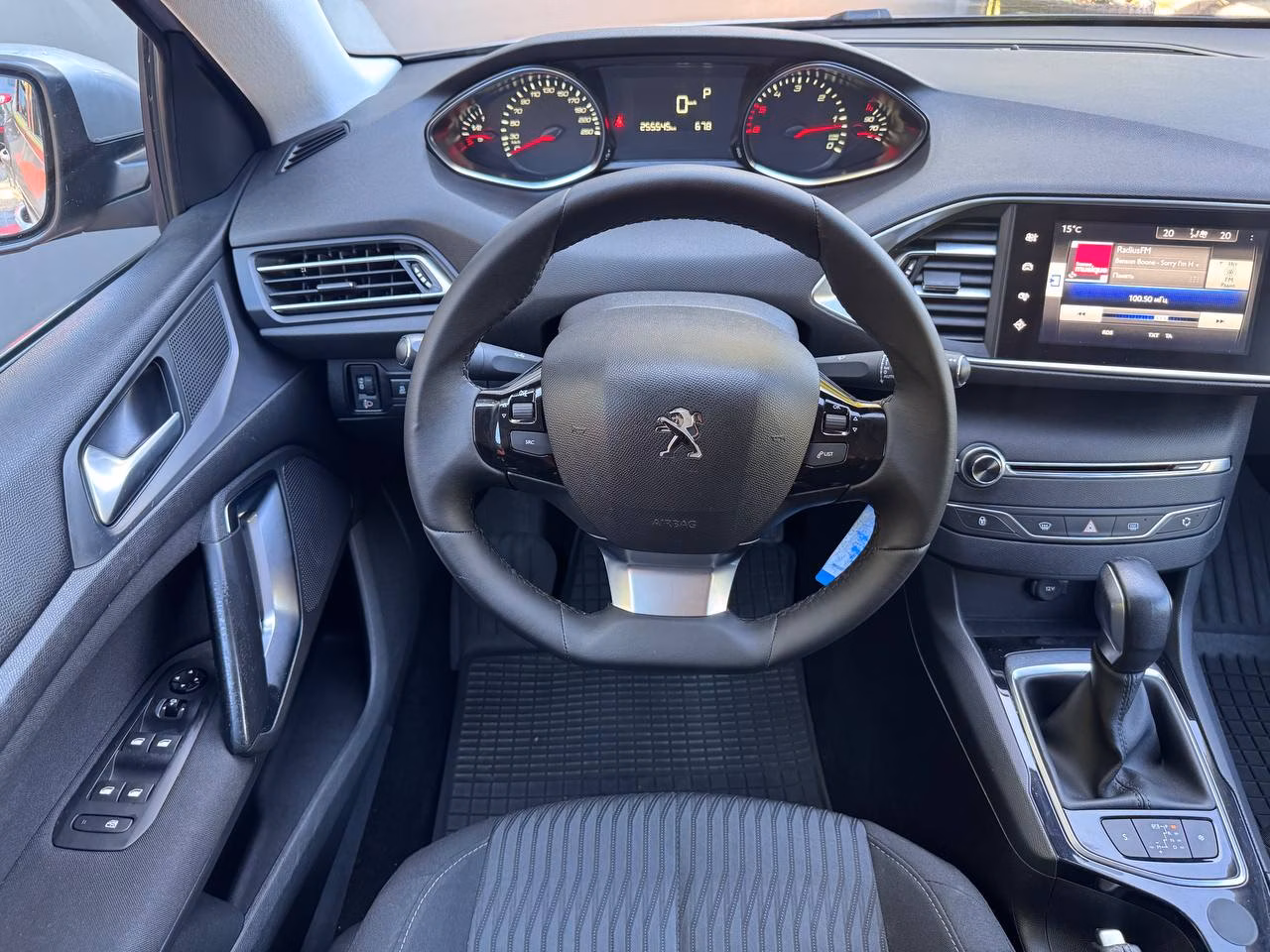 Peugeot 308 фото 13