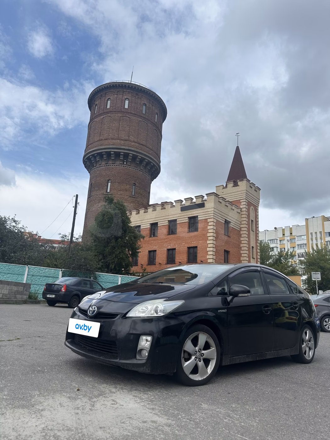 Toyota Prius фото 3