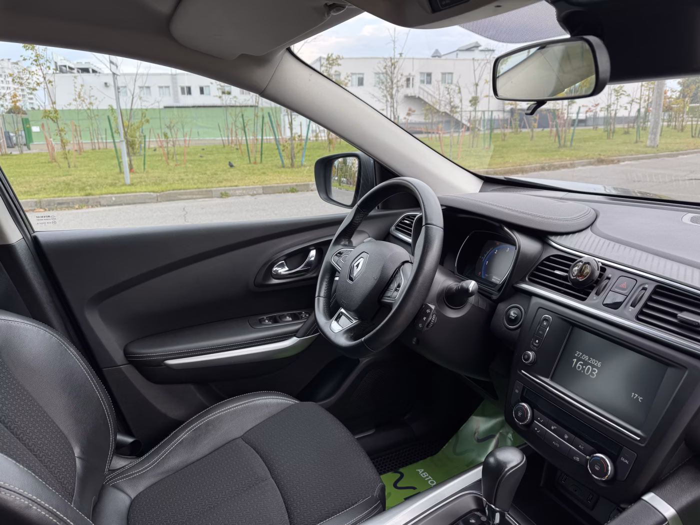 Renault Kadjar фото 18