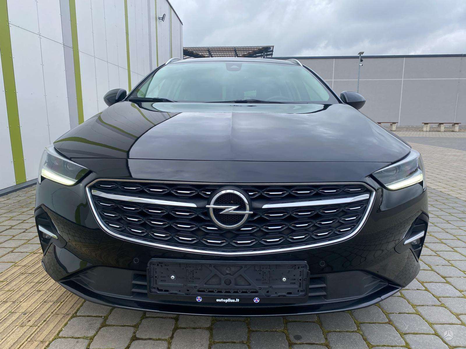 Opel Insignia фото 2