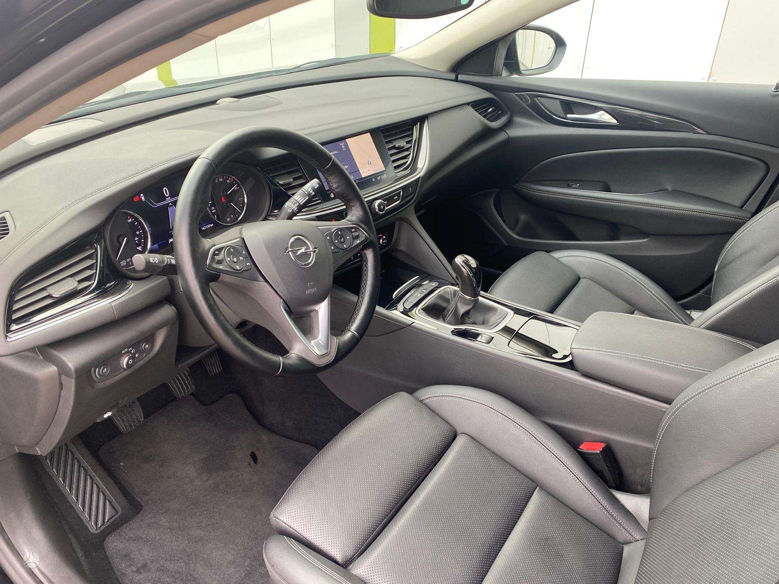Opel Insignia фото 9