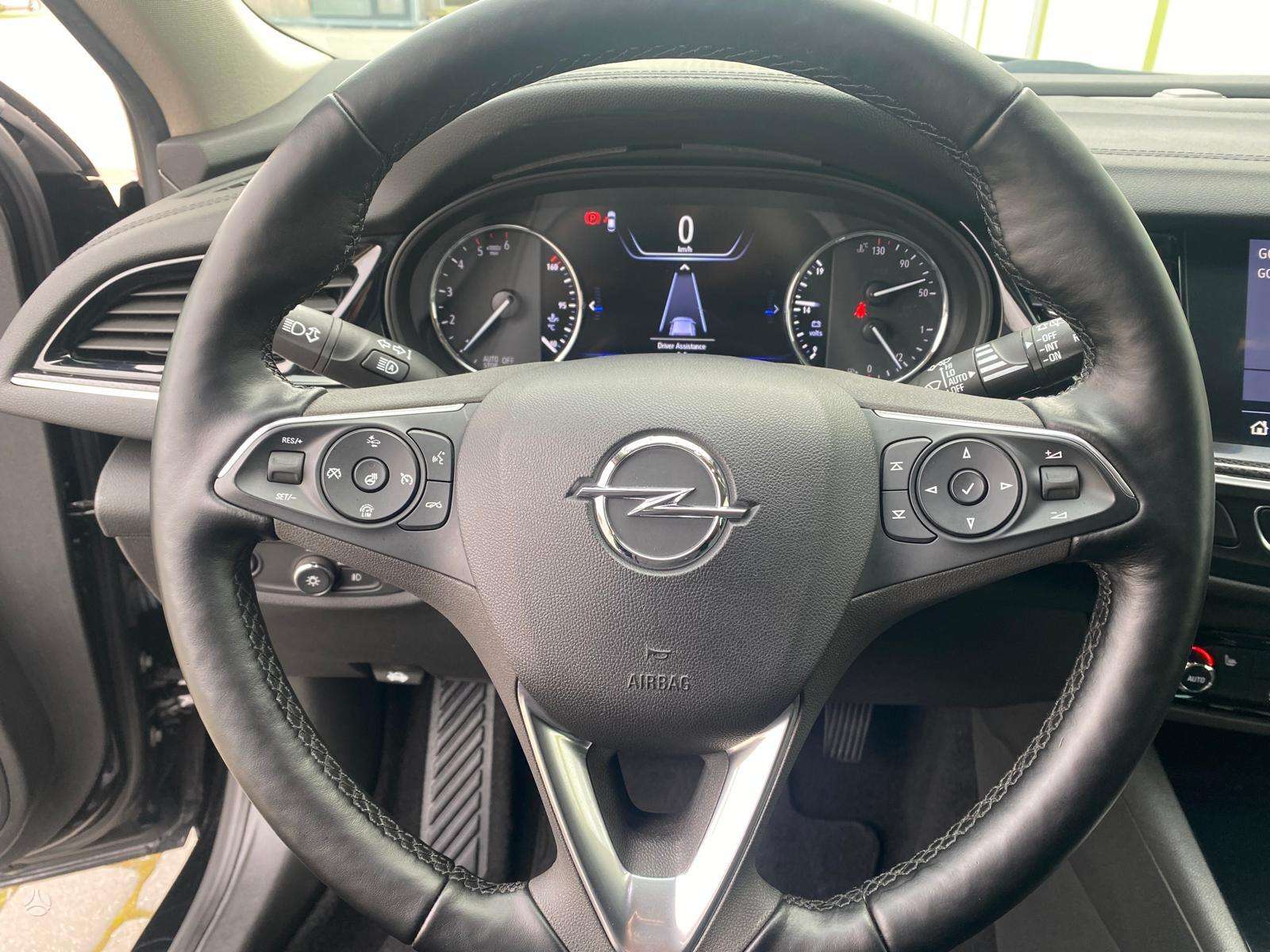 Opel Insignia фото 12
