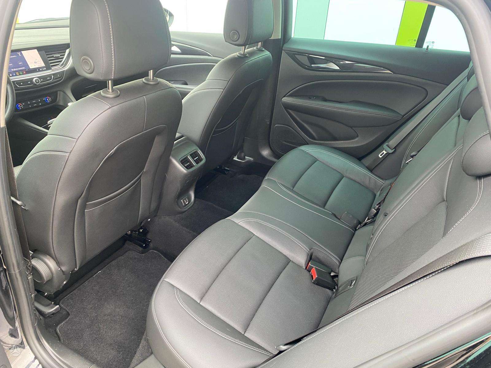 Opel Insignia фото 20