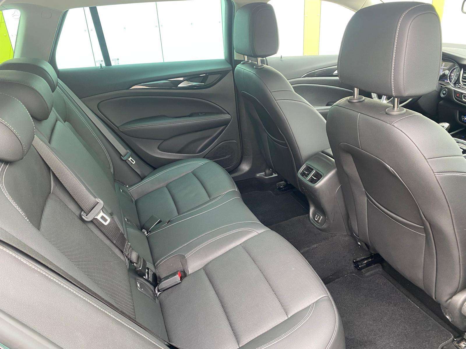 Opel Insignia фото 21