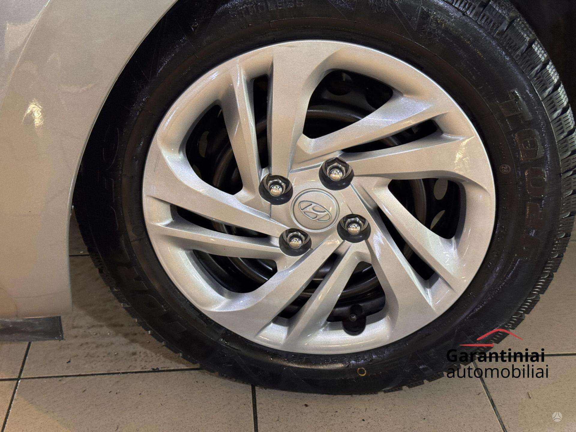 Hyundai i10 фото 22