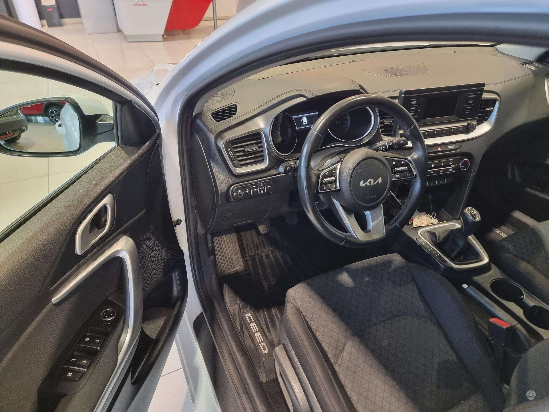 Kia Ceed фото 10