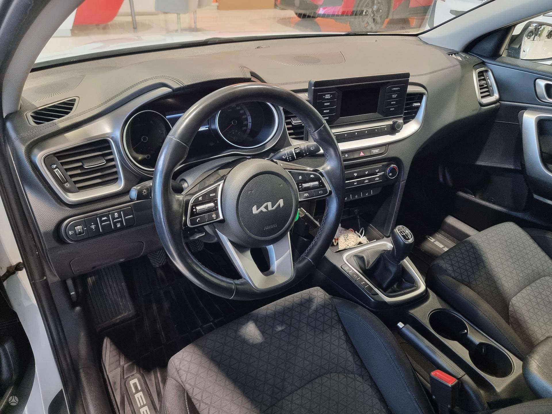 Kia Ceed фото 11