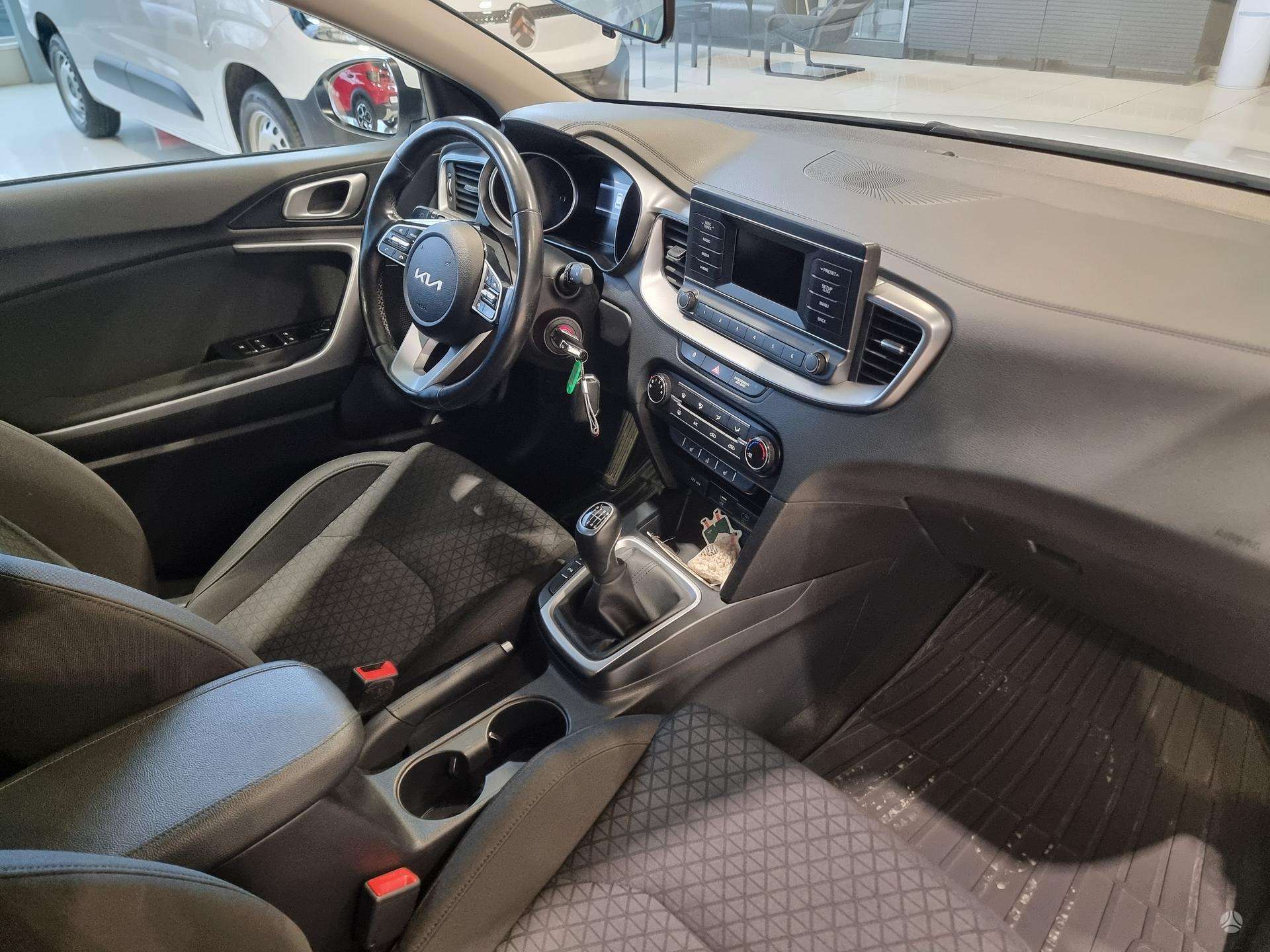 Kia Ceed фото 13