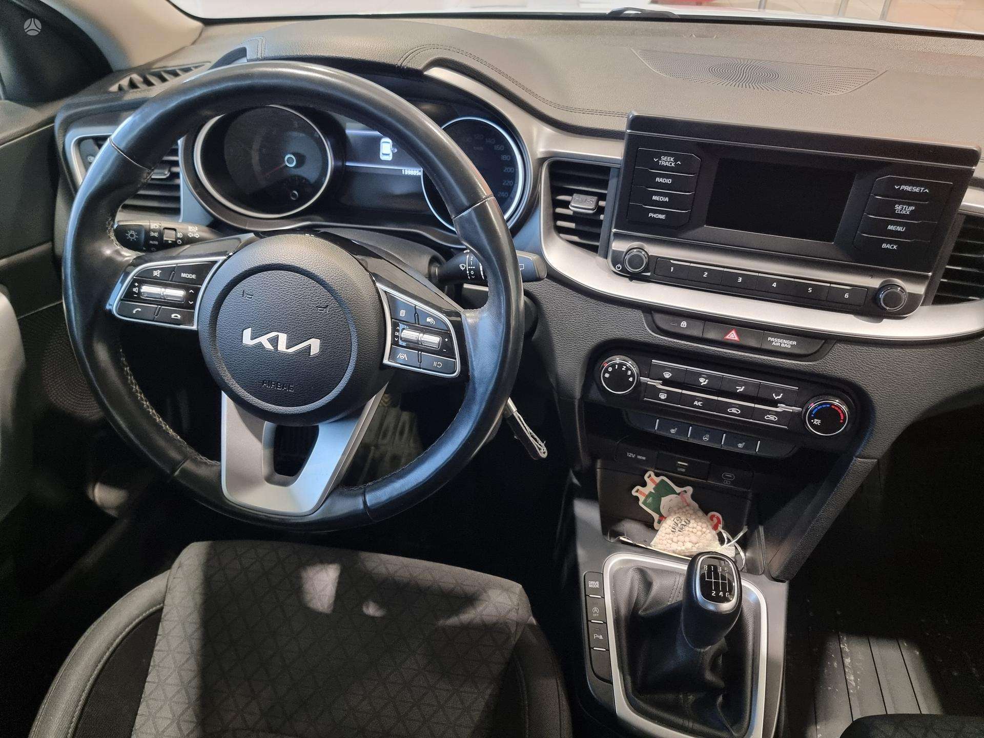 Kia Ceed фото 14
