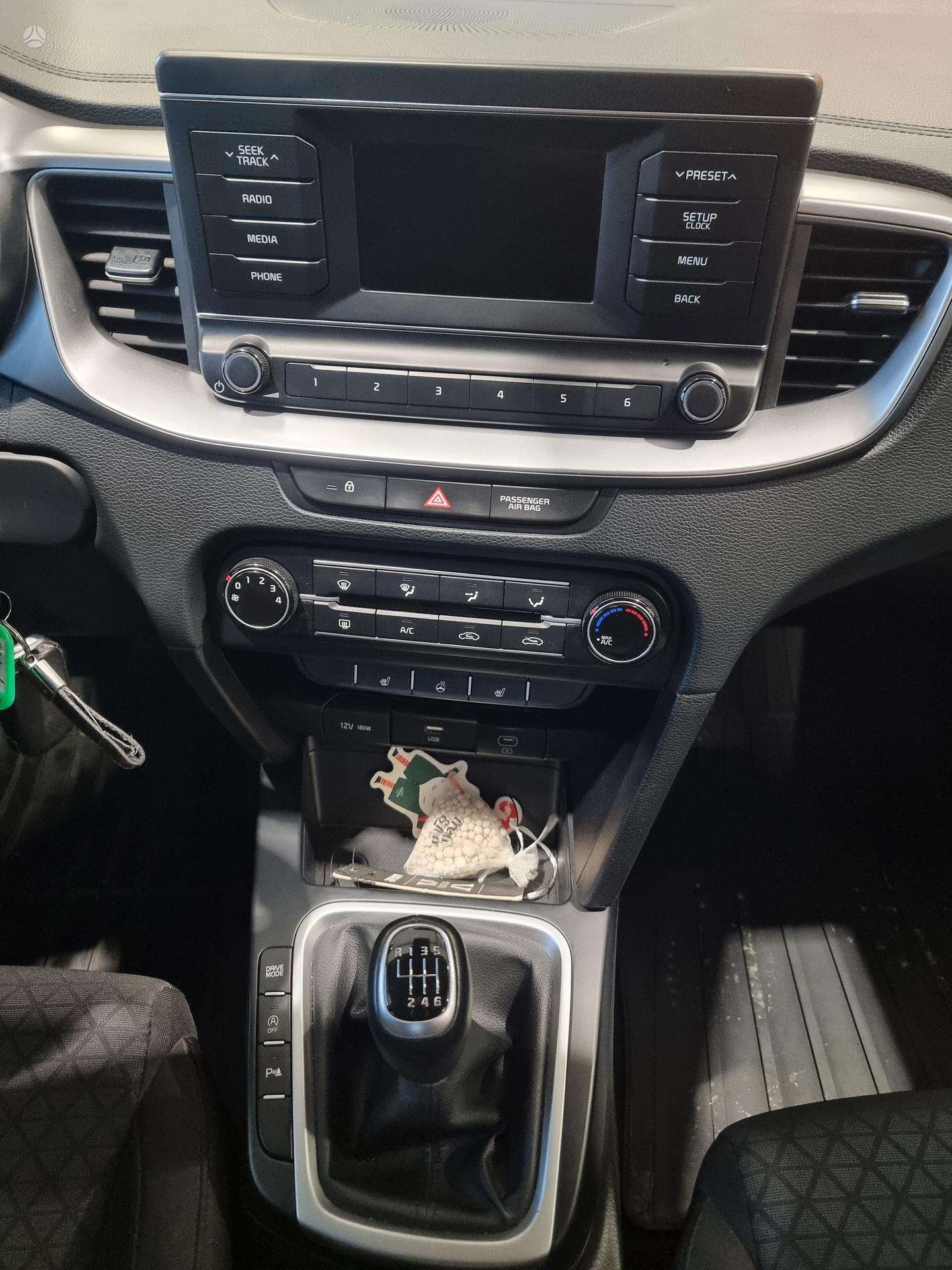 Kia Ceed фото 15
