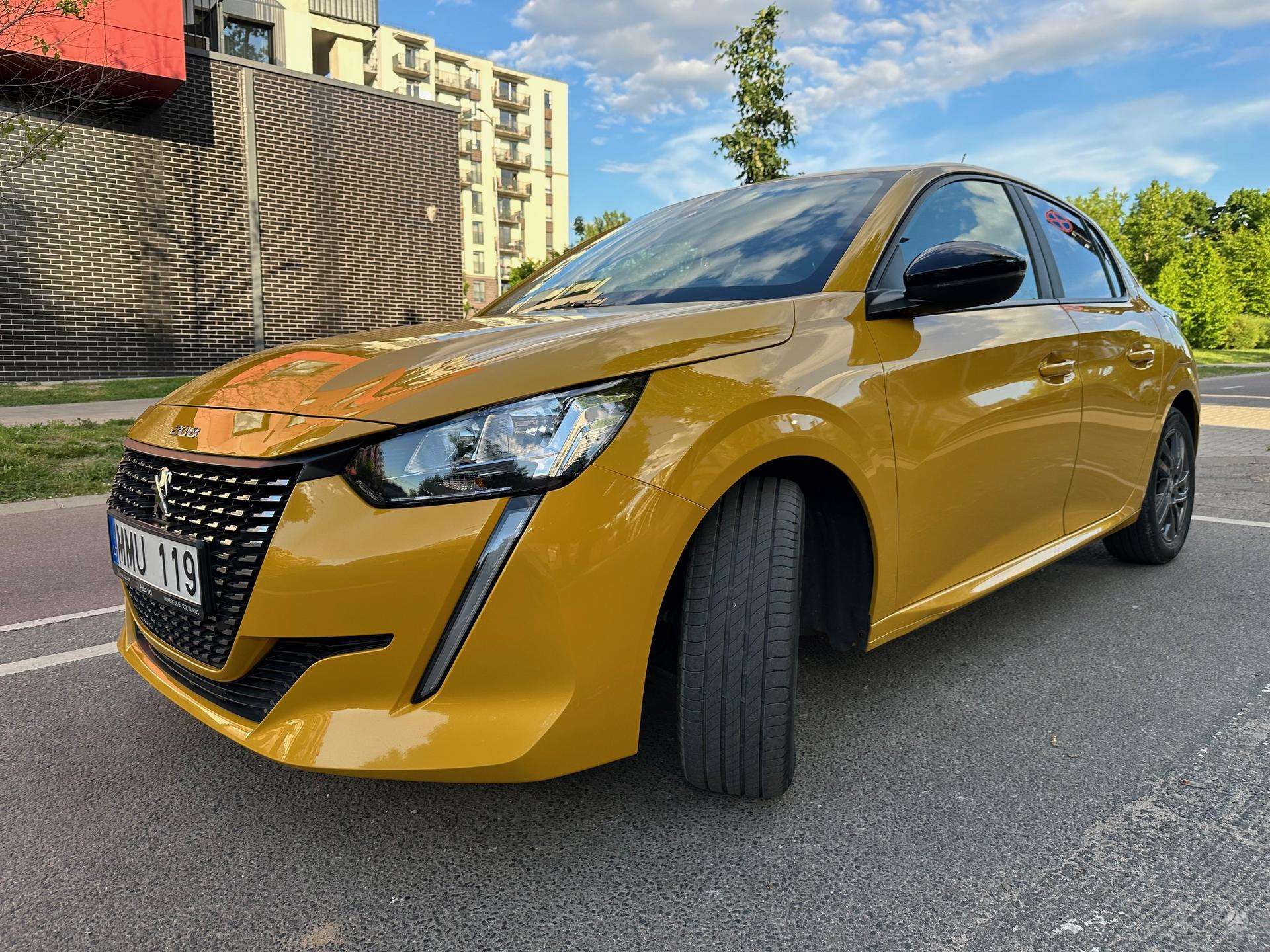 Peugeot 208