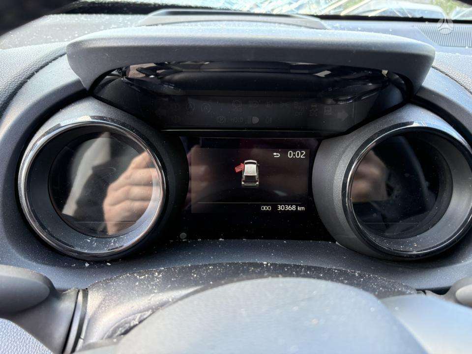 Toyota Yaris фото 14