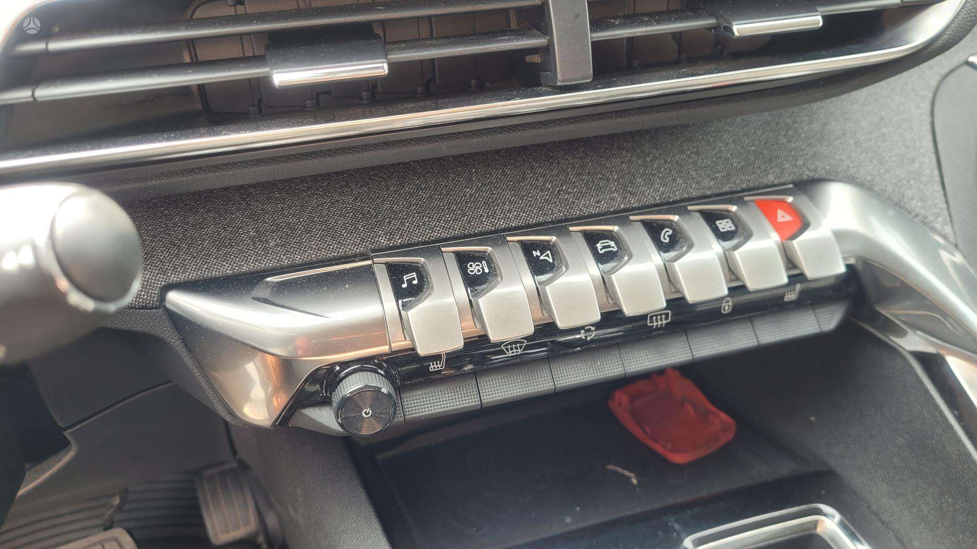 Peugeot 3008 фото 10