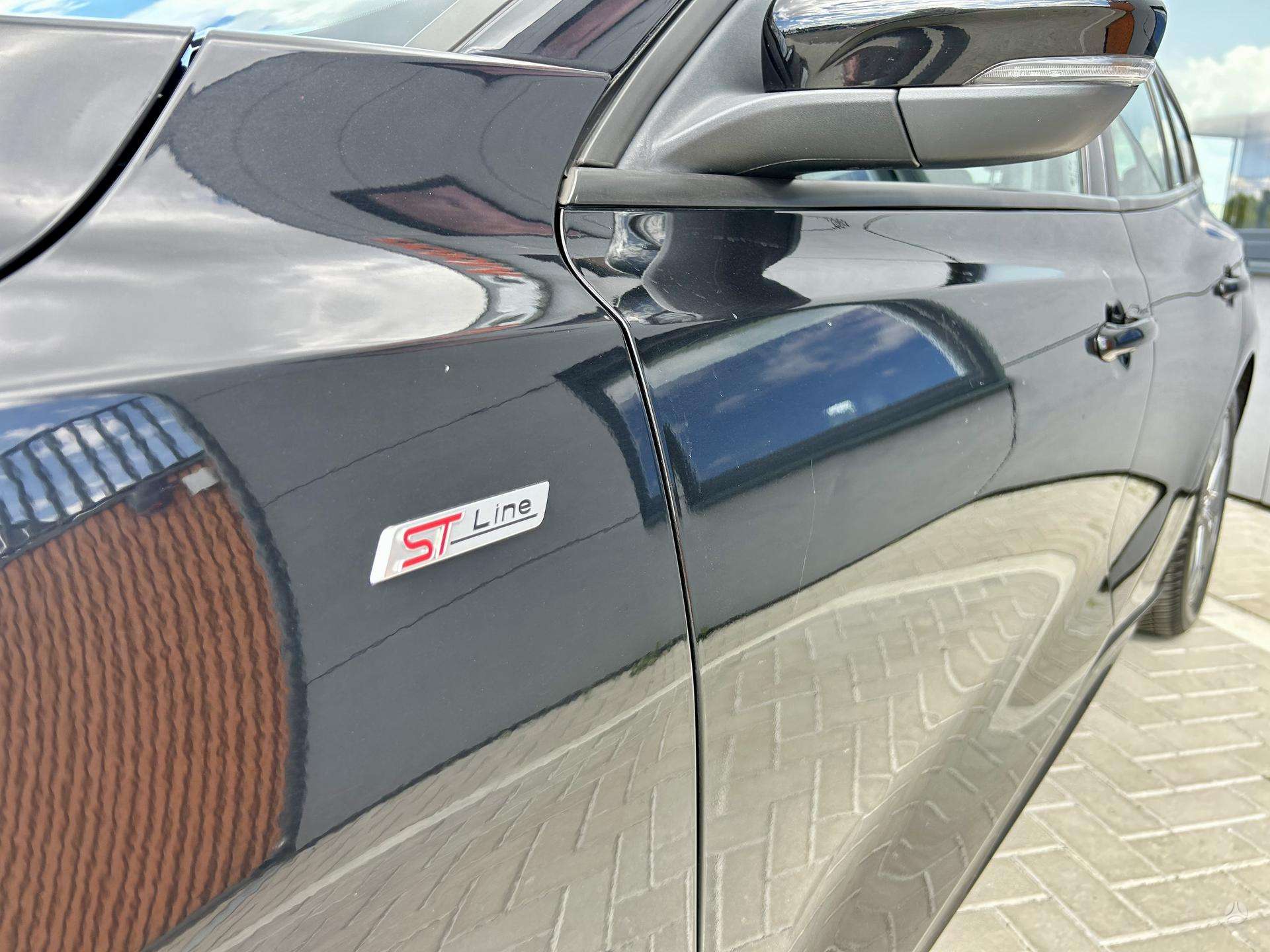 Ford Focus фото 7