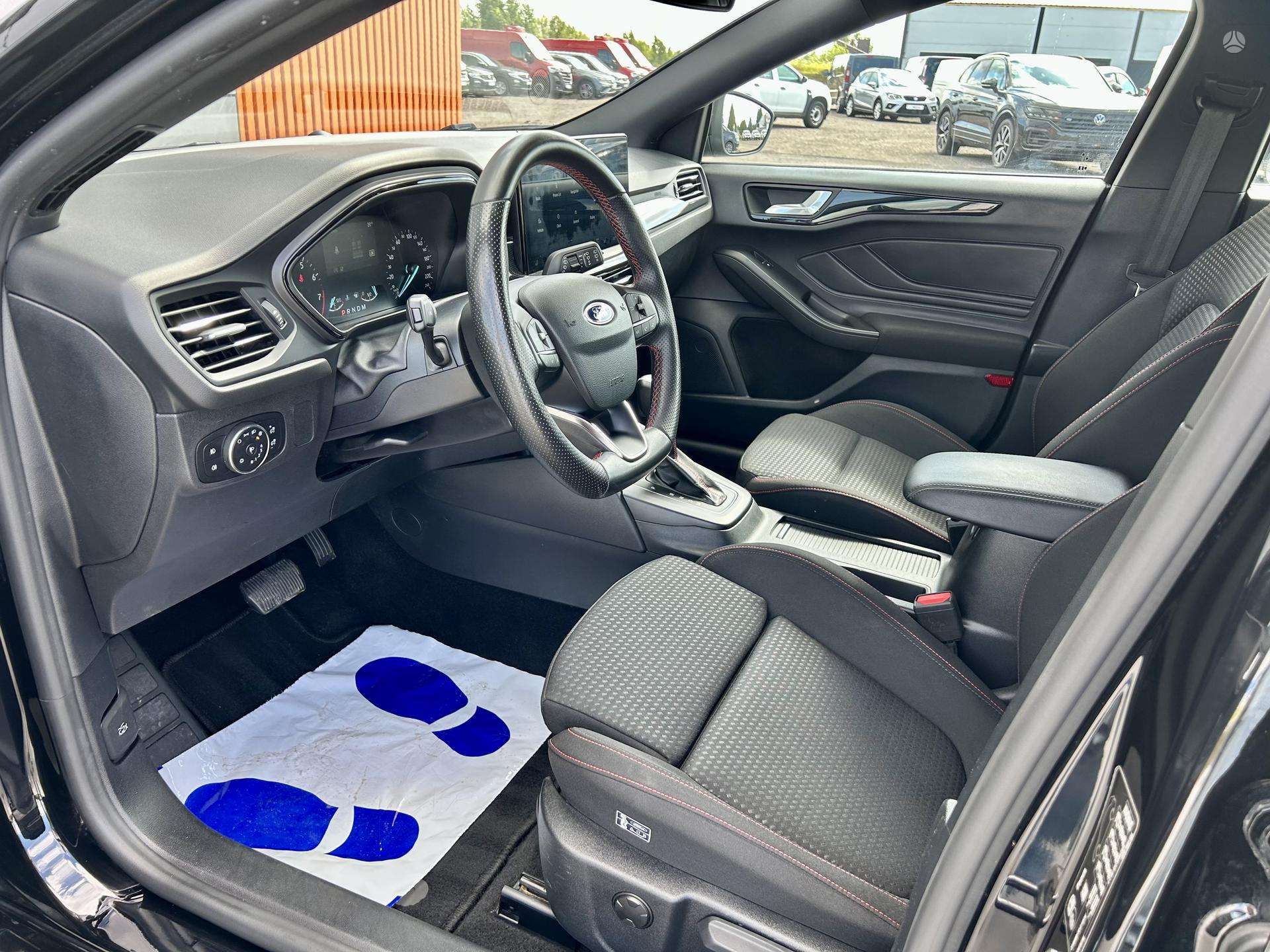 Ford Focus фото 9