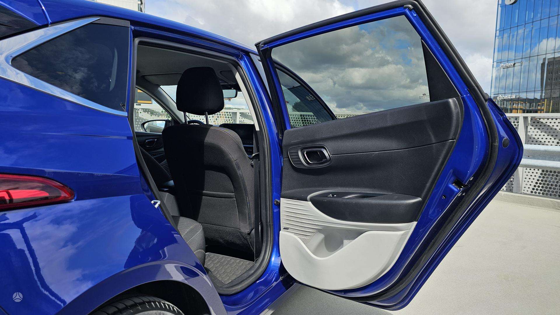 Hyundai i20 фото 14
