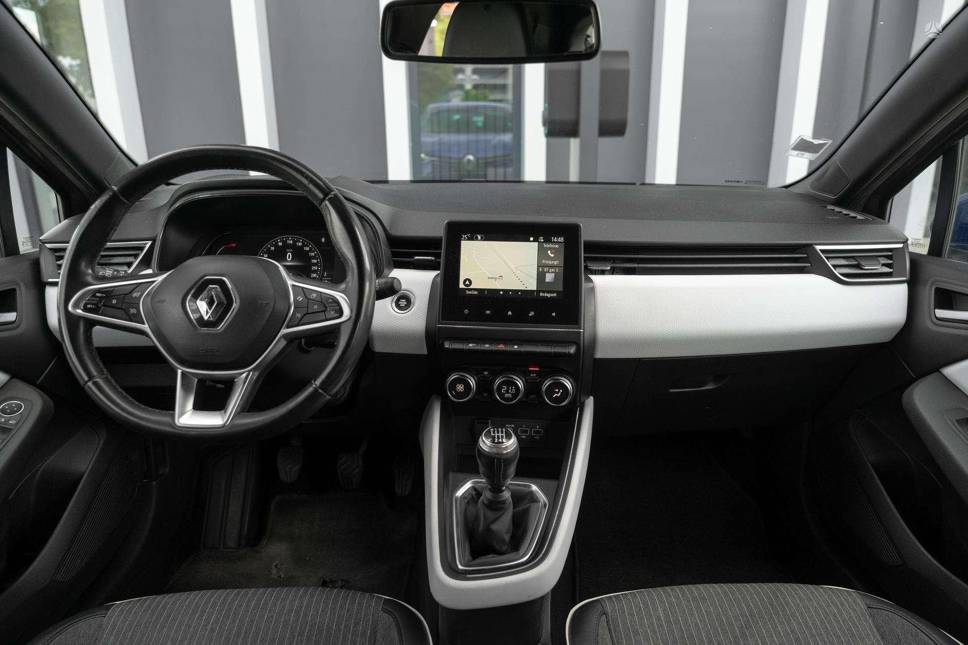 Renault Clio фото 14